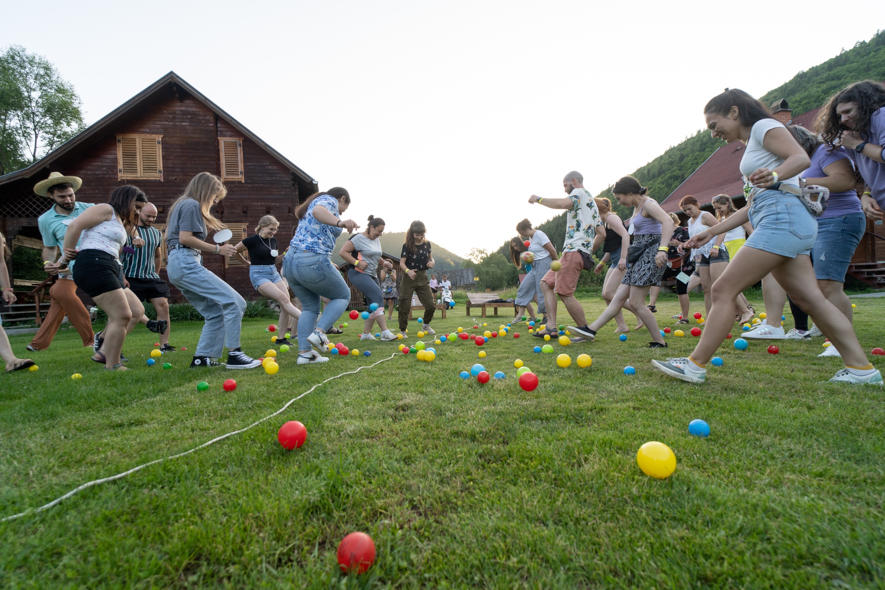 https://www.yuppicamp.ro/Program-koordinátort keresünk!